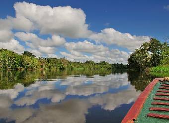 iquitos-lugares-turisticos-espejo