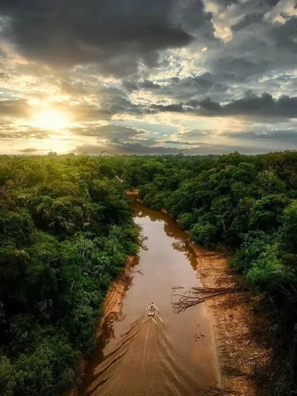 lugares-turisticos-en-peru-rioamazonas